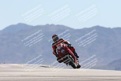 media/Oct-13-2025-Moto Forza (Mon) [[a66d839500]]/3-B Group/Session 4 (Turn 9)/